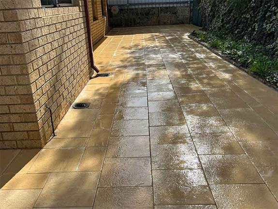 What porcelain paving costs in Perth 